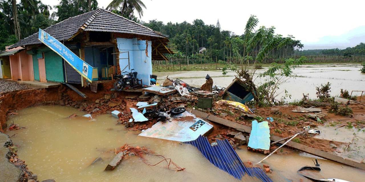 Una mano per il Kerala